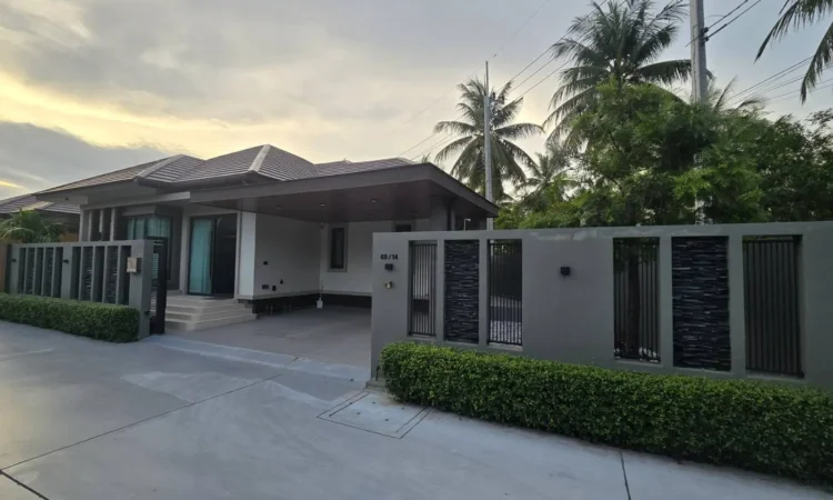 Amarin House 2 Pool Villas 3 Beds 3 Baths Pattaya