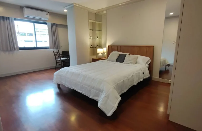 Green Point Silom 2 Beds 1 Bath Bangkok