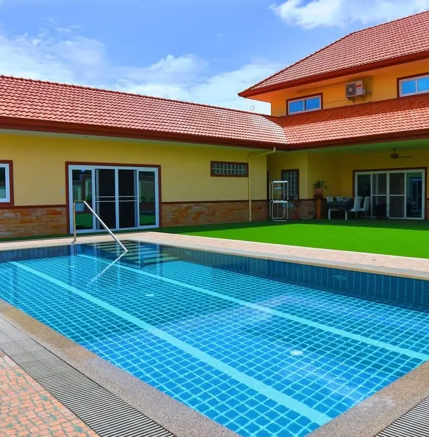 Miami Villas 4 Beds 5 Baths Pattaya