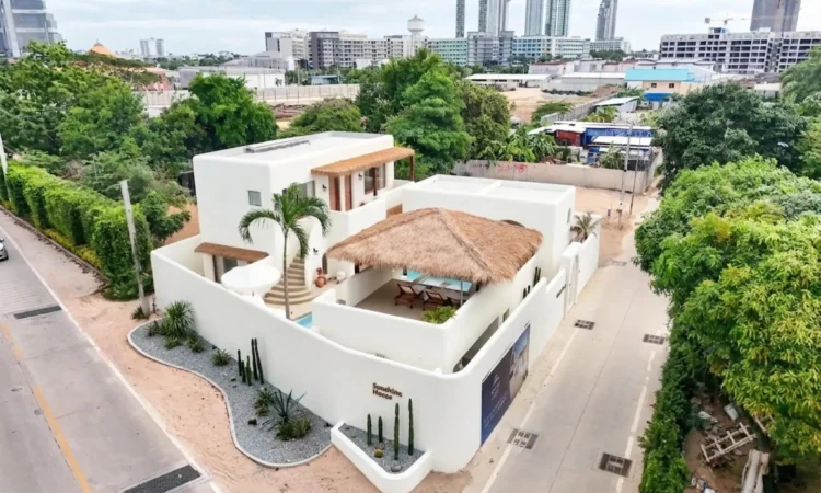 The Sunshine House 4 Beds 5 Baths Pattaya