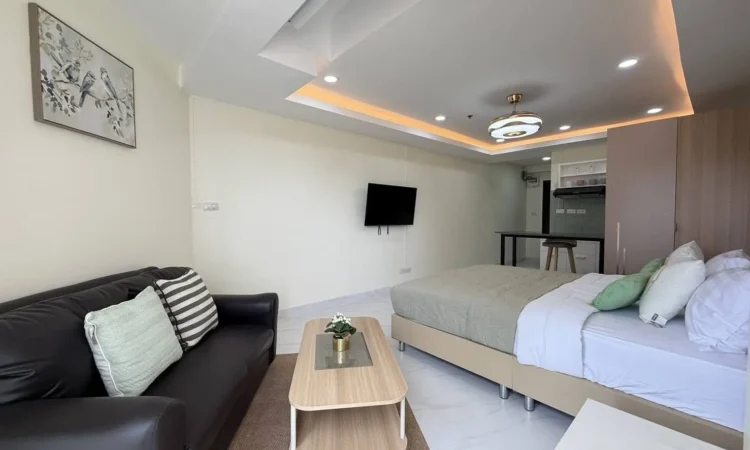 Beachside Condo for Sale, Pattaya