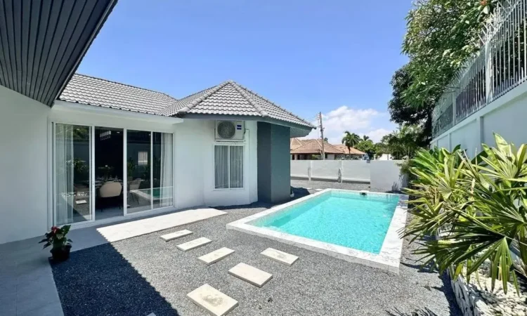 Private Pool Villa for Sale 4 Bed, 3 Bath, Pattaya