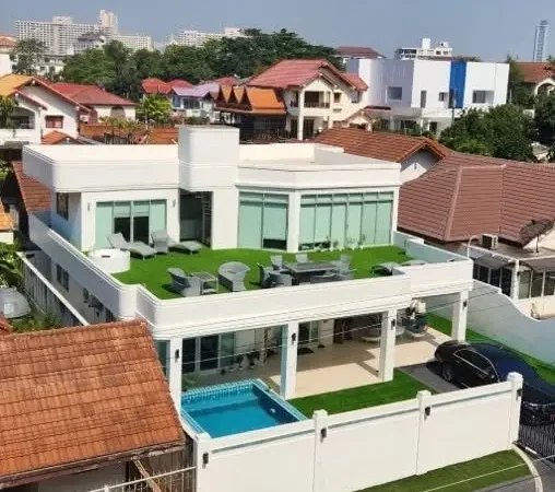Casa Jomtien Mooban on the Beach 4 Bed 4 Bath Pattaya